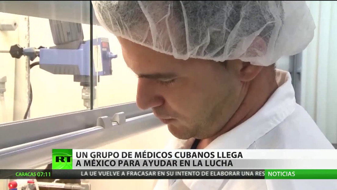 Médicos cubanos llegan a México para ayudar a combatir la propagación del covid-19