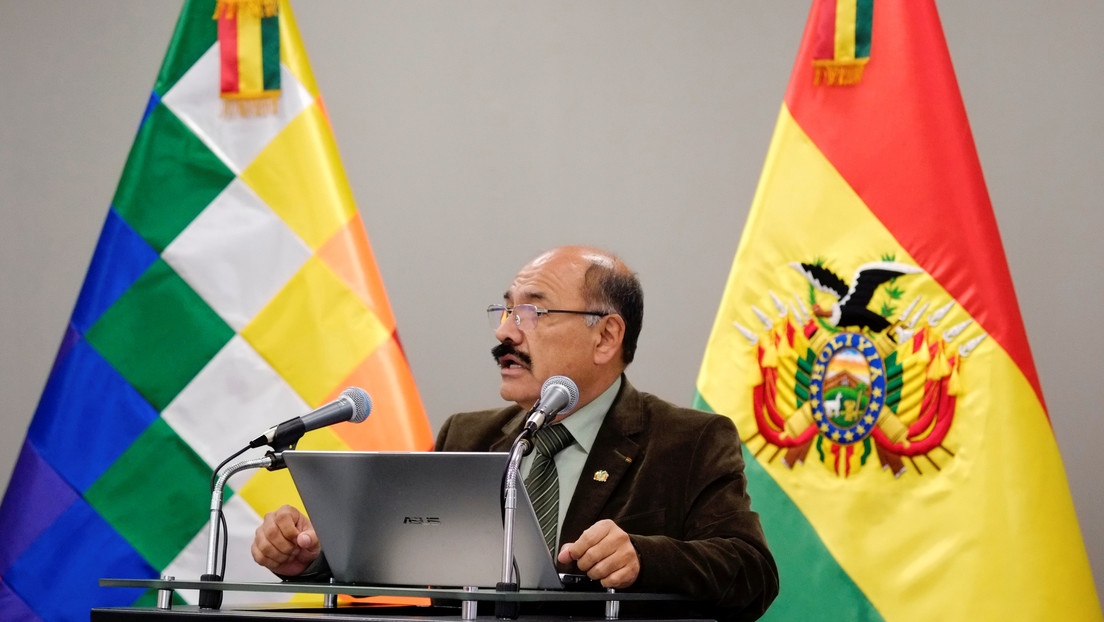 Jeanine Áñez reemplaza al ministro de Salud del Gobierno de facto boliviano en plena crisis por la pandemia del coronavirus