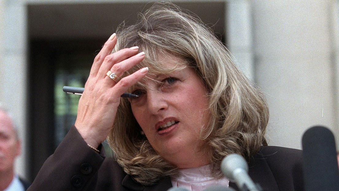 Muere a los 70 años Linda Tripp, figura clave en el escándalo por la relación entre Clinton y Lewinsky