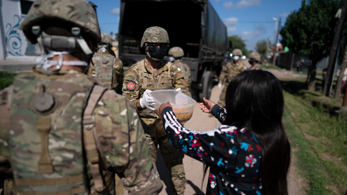 Argentina: El Ejército lleva ayuda humanitaria a las zonas más vulnerables ante la pandemia