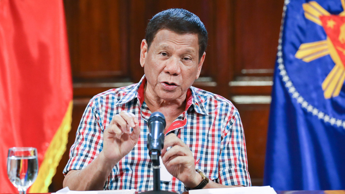 "Sería como la ley marcial": Duterte amenaza con desplegar tropas para hacer cumplir la cuarentena en Filipinas