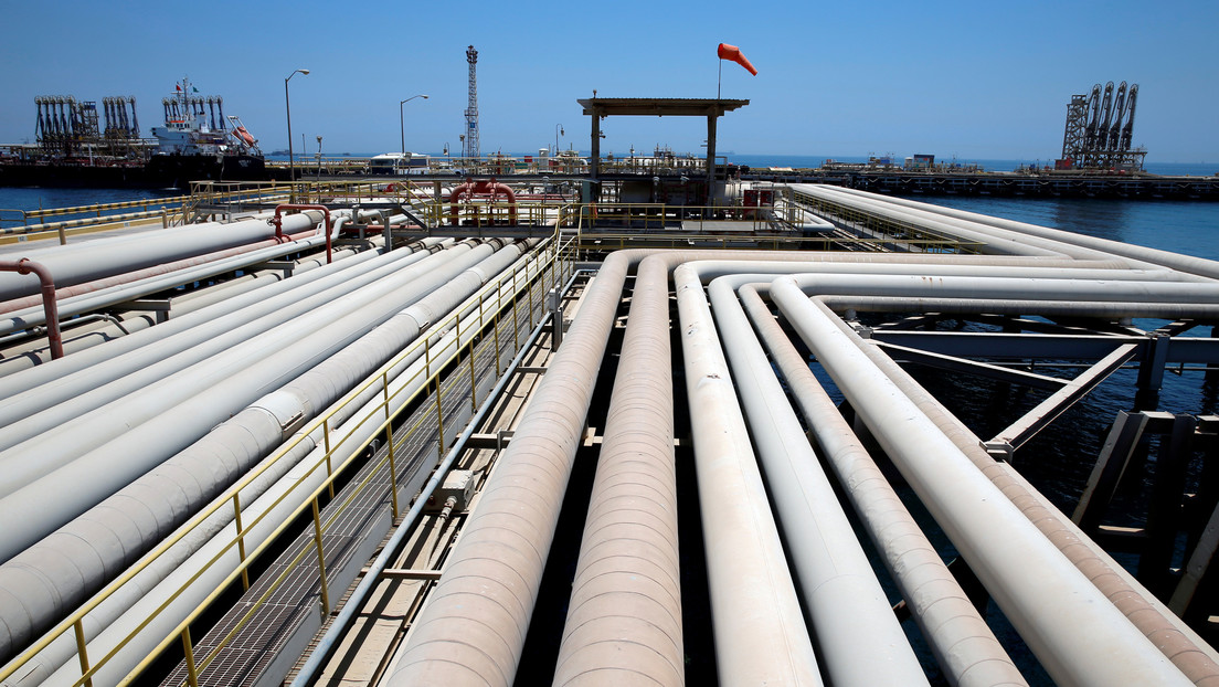 Arabia Saudita venderá a EE.UU. 600.000 barriles de petróleo por día en abril