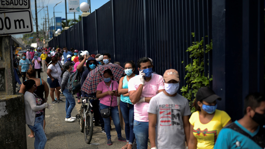 "No podemos permanecer encerrados en casa": Ecuador pasará del aislamiento al distanciamiento