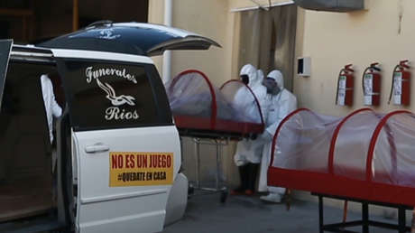 VIDEO: Funerarias de Ciudad Juárez trasladan a los cuerpos en cápsulas aislantes por el temor al coronavirus