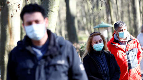 Merkel afirma que los últimos informes sobre coronavirus son "motivo de esperanza cautelosa" mientras los contagios disminuyen en Alemania