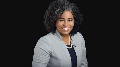 Asambleísta de Nueva York vuelve como enfermera para hacer frente a la epidemia de coronavirus