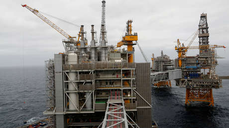 La OPEP+ acuerda reducir la producción de petróleo en unos 10 millones de barriles diarios a partir del 1 de mayo