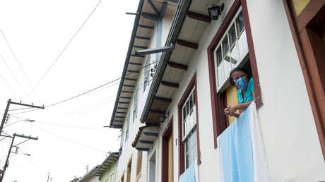 Brasil registra 105 muertes por coronavirus en las últimas 24 horas y el número de fallecidos se eleva a 1.328