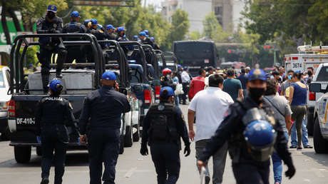 ¿Bajar salarios a los presidentes para apoyar combate a la pandemia? El debate que recorre América Latina