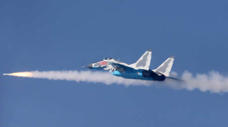 Corea del Sur observa "un aumento inusual" de vuelos de aviones norcoreanos y actividades de inspección de la disposición de su artillería