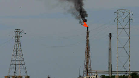 La cesta de petróleo venezolana cae a 9,90 dólares por barril, el nivel más bajo en 20 años