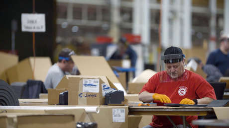 Ford producirá 100.000 escudos faciales para ayudar a México en su lucha contra el coronavirus