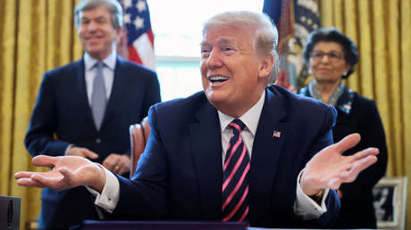 "Soy el presidente más trabajador": Trump arremete contra los reportes de que pasa horas viendo la tele en vez de gestionar la crisis del covid-19