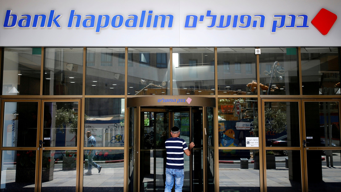 El banco más grande de Israel pagará una multa de casi 875 millones de dólares a EE.UU. por evasión fiscal