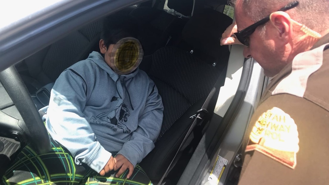 La Policía intercepta a un niño de cinco años que conducía por una carretera rumbo a California para comprar un Lamborghini