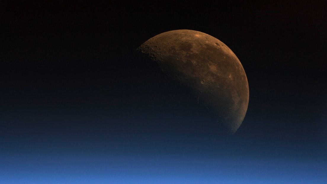 Fuertes emisiones de carbono 'indígena' de la Luna hacen repensar los orígenes de nuestro satélite