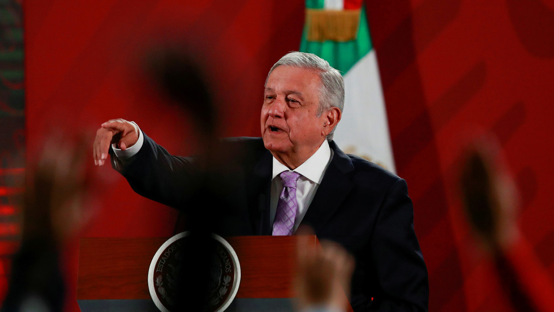 López Obrador denuncia un "nado sincronizado" entre la oposición y la prensa extranjera ante las críticas por la gestión del coronavirus