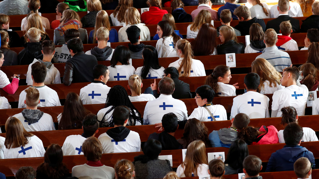 Una iglesia luterana en California demanda a Zoom después de que un hacker mostrara pornografía infantil durante una clase