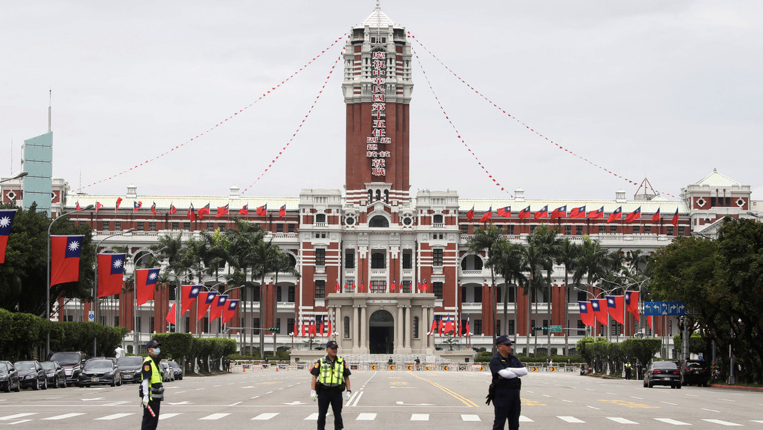 La oficina de Asuntos de Taiwán de China dice que no tolerará que una fuerza externa interfiera en los asuntos internos del país