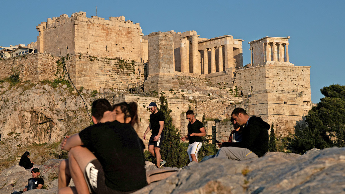 Grecia comenzará a recibir turistas extranjeros el 1 de julio sin obligar a cuarentena