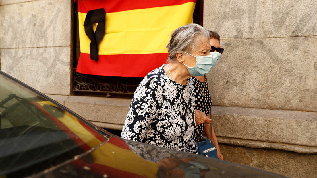 Ligero repunte de las cifras de coronavirus en España: 54 fallecidos y 446 nuevos casos