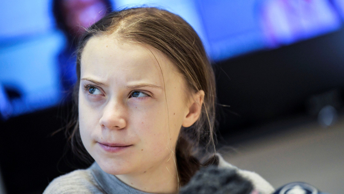 Greta Thunberg se burla de una ministra que afirmó que la pandemia es un "momento perfecto" para construir un oleoducto