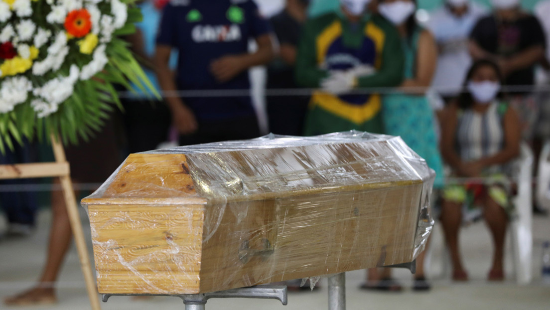 Rituales funerarios en pandemia: Por qué es importante para las comunidades ancestrales de Latinoamérica despedir a sus muertos