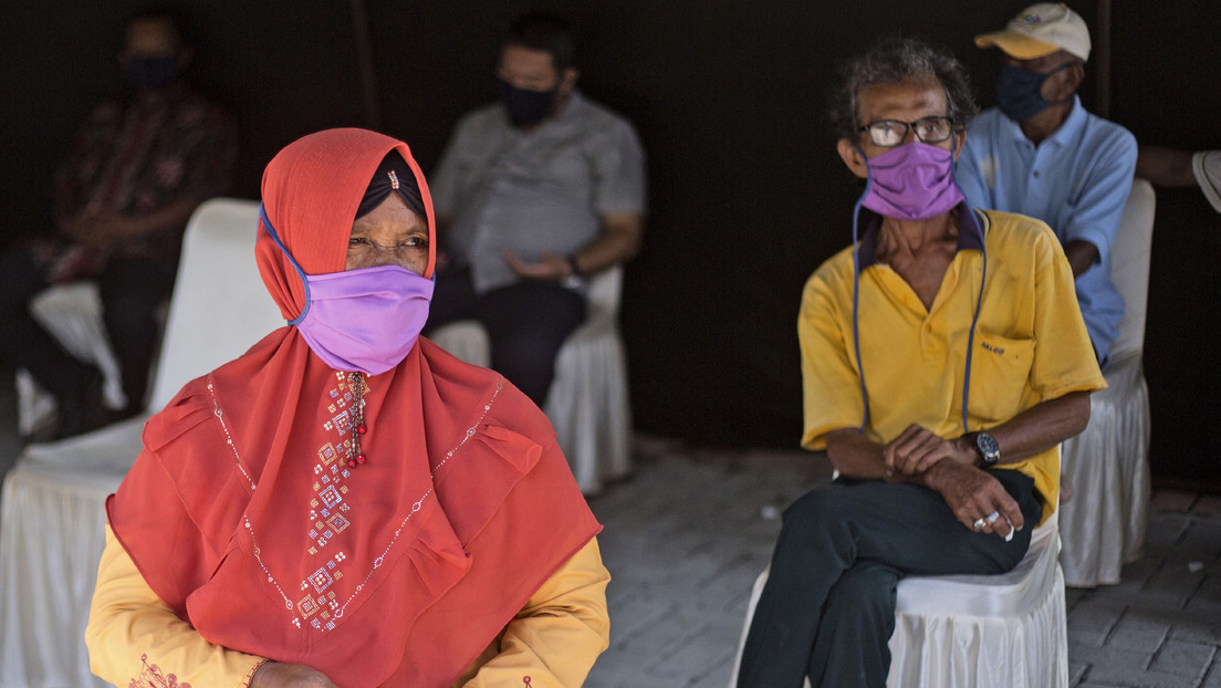 "El coronavirus es como tu esposa": Critican a un ministro de Indonesia por sus comentarios sexistas