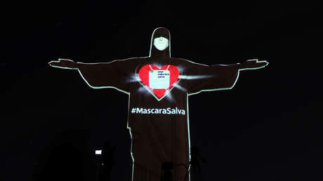 El Cristo Redentor de Brasil se "pone" una mascarilla para concienciar del coronavirus