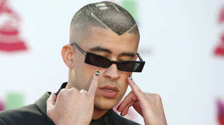 Bad Bunny lanza por sorpresa su nuevo álbum 'Las que no iban a salir' y los internautas no pueden contener sus emociones