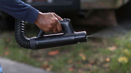 El ejército británico distribuye a sus soldados aerosol contra mosquitos como posible protección contra el covid-19