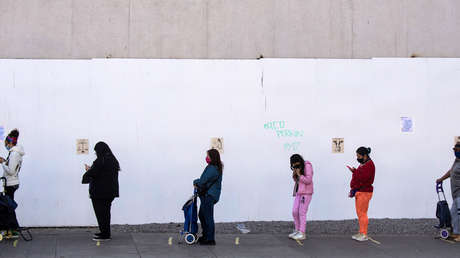 Chile registra la cifra más alta de fallecidos por covid-19 en un día y los contagiados diarios superan los 2.600