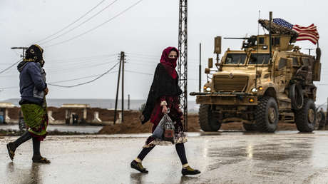 Líder supremo de Irán: "Los estadounidenses serán expulsados de Irak y Siria"