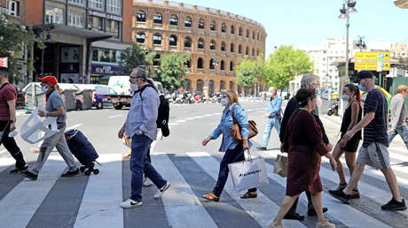 España registra 83 fallecidos por coronavirus en las últimas 24 horas y se mantiene por tercer día consecutivo por debajo de los 100