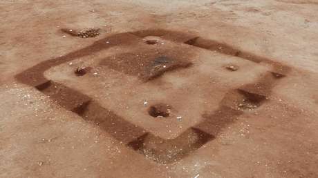 FOTOS: Abren en Francia la rica inhumación de una mujer y dos cremaciones de la Edad de Hierro temprana