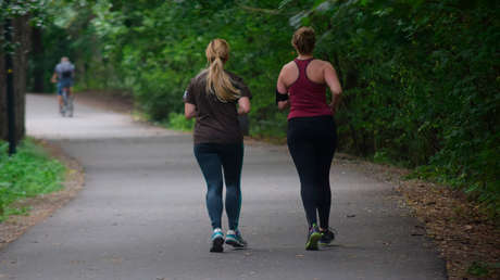 El misterioso benefactor que regaló 'fish and chips' en su pueblo ahora ofrece dinero por adelgazar