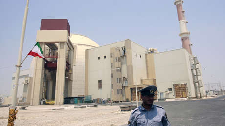 Irán rechaza el "intento desesperado" de presión de EE.UU. de poner fin a la exención de sanciones a las empresas que colaboren en su programa nuclear