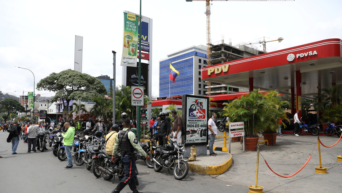 Ministro de Petróleo de Venezuela considera exitosa la primera fase del programa de suministro de gasolina