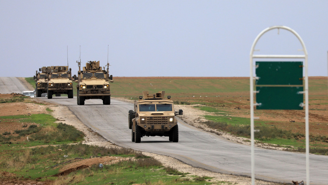 VIDEOS: Campesinos y soldados sirios paran y hacen retroceder una columna de vehículos estadounidenses