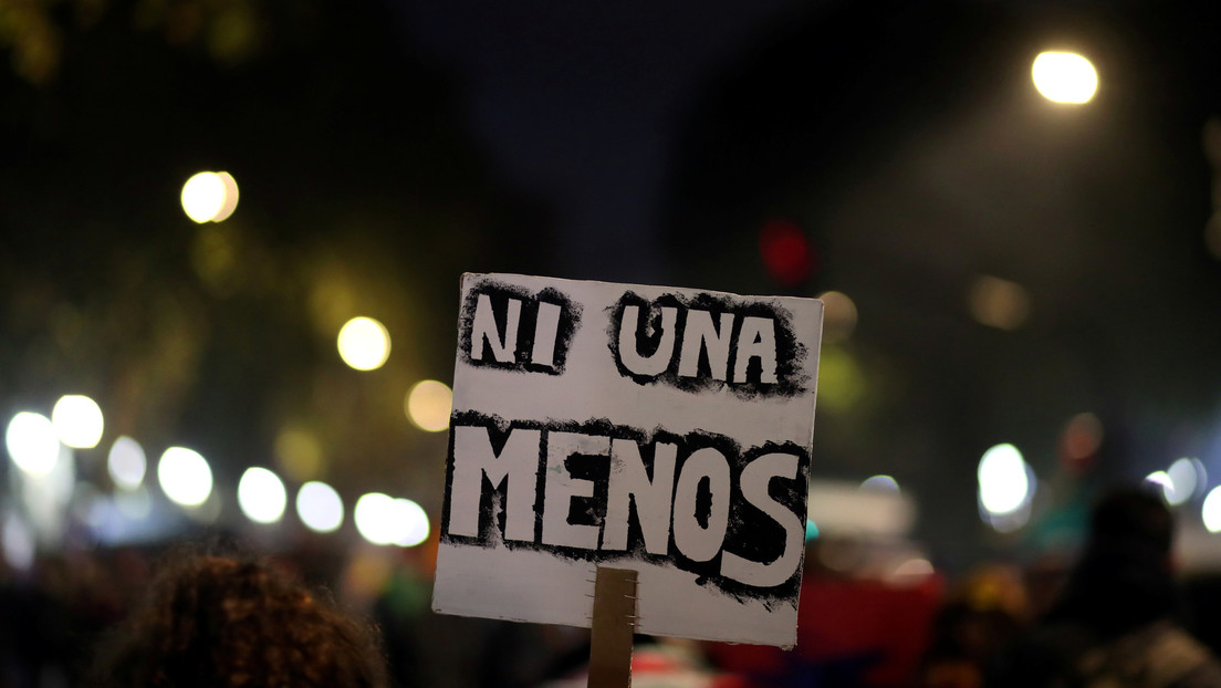 Hombres violan en 'manada' a una menor en Argentina, pero el fiscal les reduce la pena por considerar que tuvieron un "desahogo sexual"