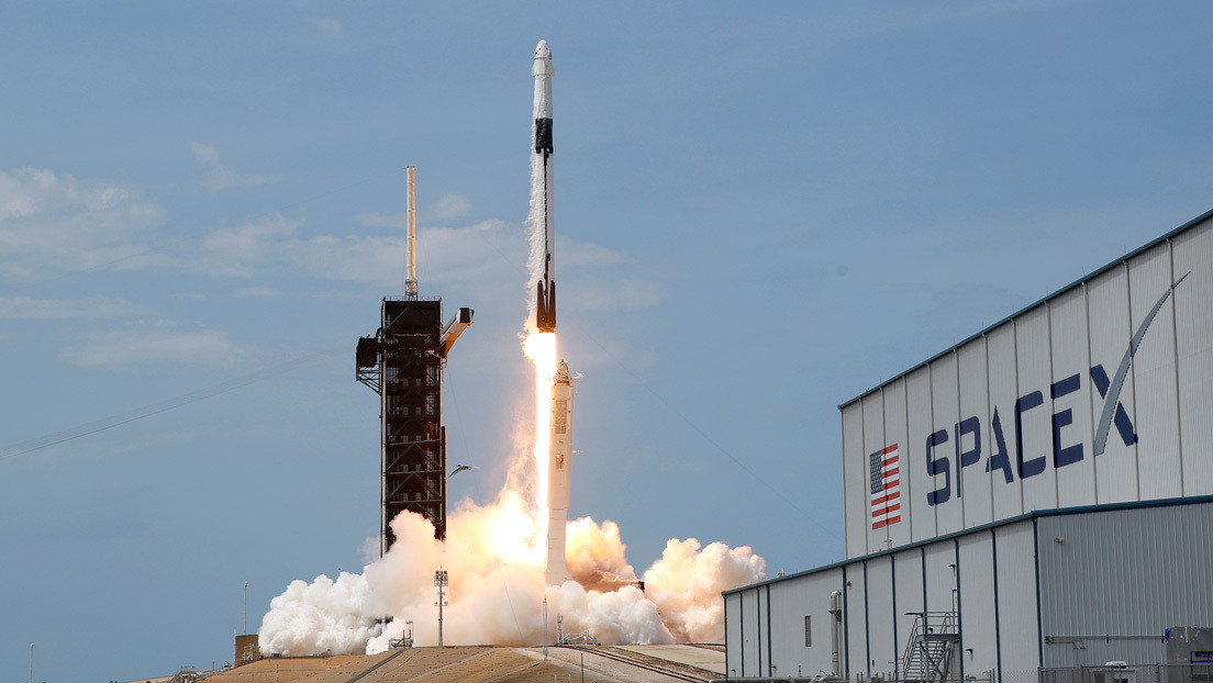 La NASA autoriza a SpaceX a reutilizar el cohete Falcon 9 y la cápsula espacial Crew Dragon para vuelos comerciales