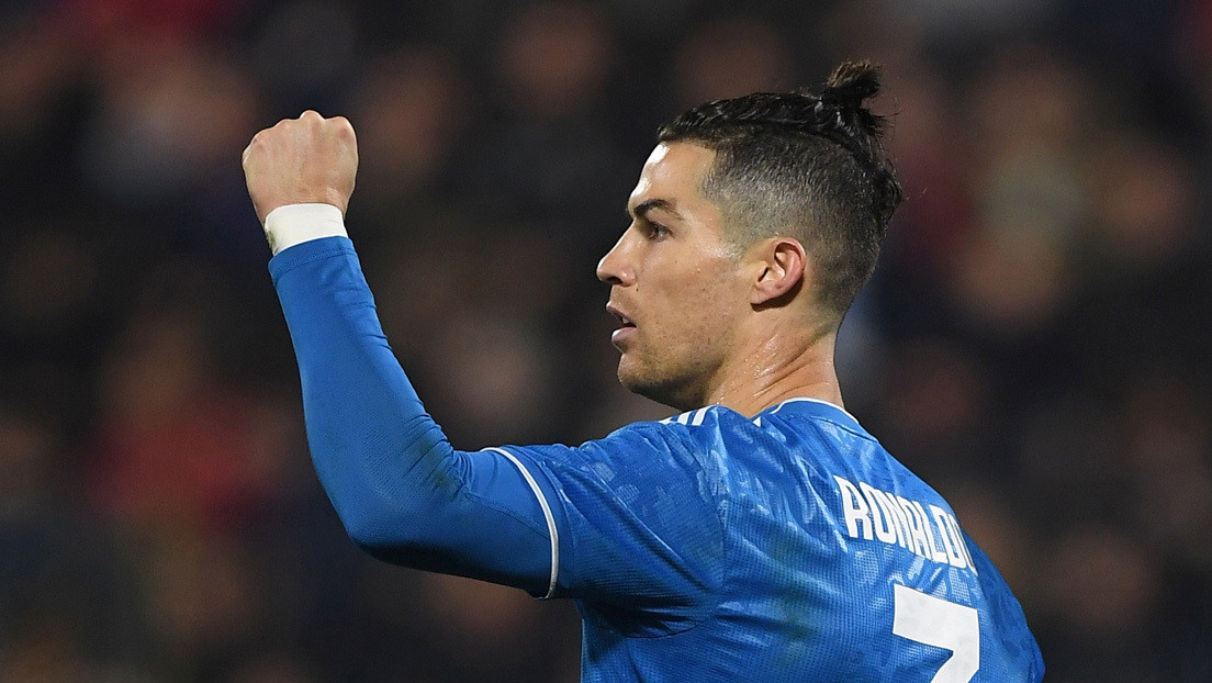 Nueve ceros a favor de Cristiano: Ronaldo se convierte en el primer futbolista milmillonario de la historia