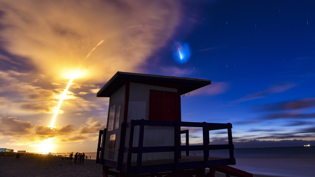 FOTOS: El lanzamiento de los Starlink deja increíbles imágenes en el cielo poco antes del amanecer