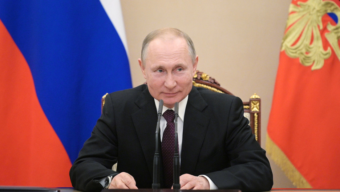 Putin revela cómo ve el sistema político de Rusia y si participará en las  próximas presidenciales - RT