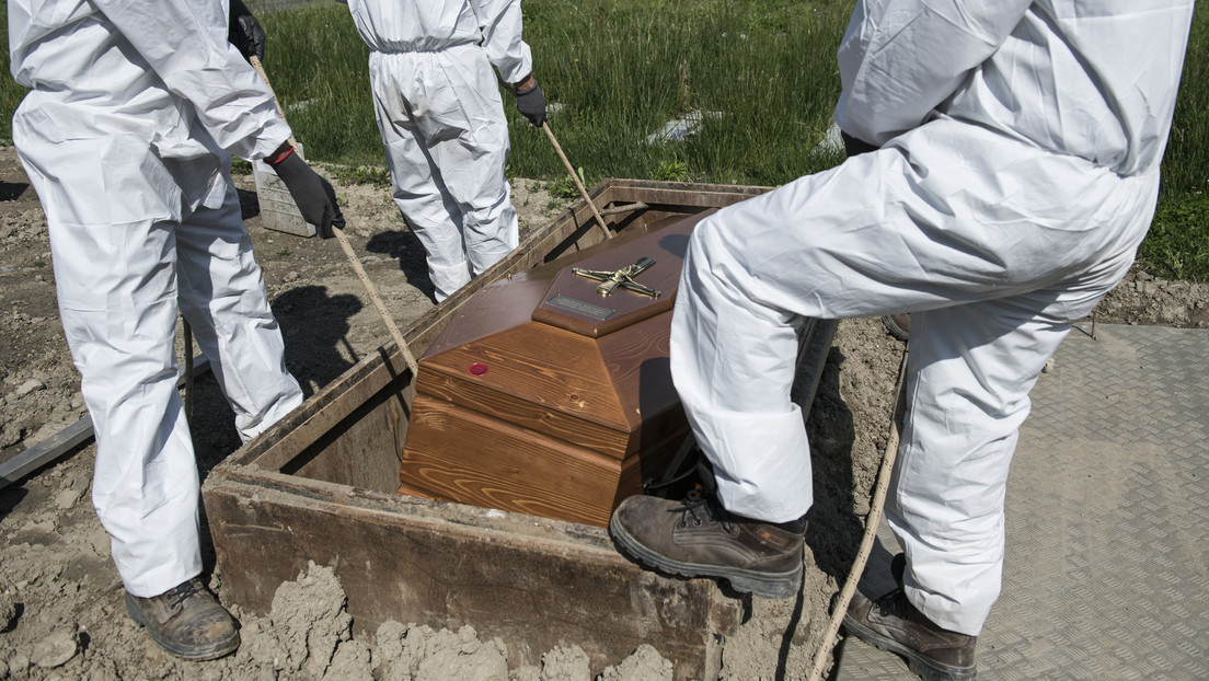 Italia: Ordenan exhumar 18 cuerpos de ancianos que murieron por coronavirus para realizarles la autopsia