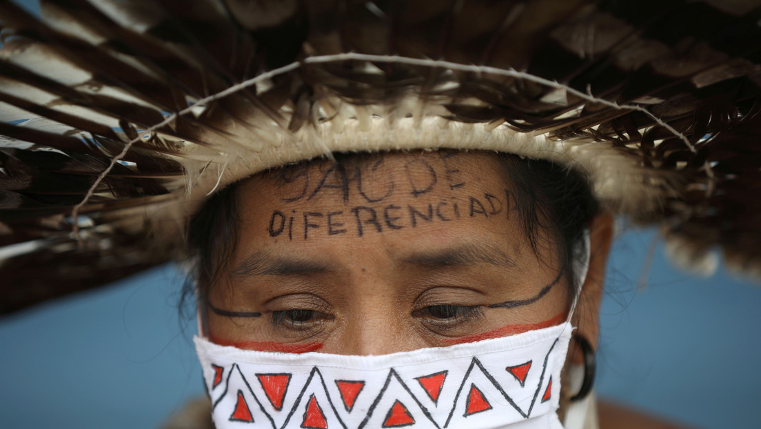 Temor a un "nuevo genocidio": El coronavirus afecta a más de un centenar de etnias indígenas en Brasil