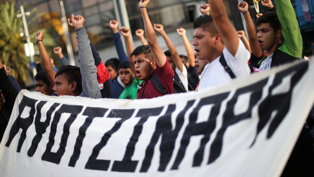 Fiscalía de México detiene a 'el Mochomo', presunto implicado en la desaparición de los 43 estudiantes de Ayotzinapa