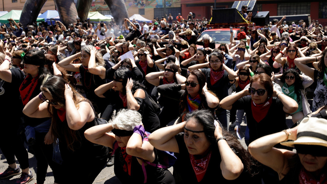 CIDH alerta sobre criminalización del colectivo feminista Las Tesis en Chile por su performance 'Un violador en tu camino'