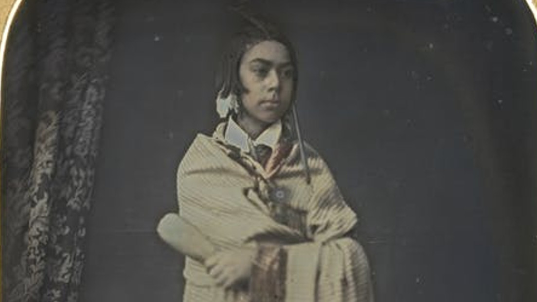 Hallan la fotografía más antigua conocida de un nativo de Nueva Zelanda