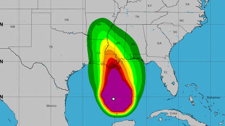 La tormenta tropical Cristóbal se fortalece a medida que avanza hacia las costas de EE.UU.